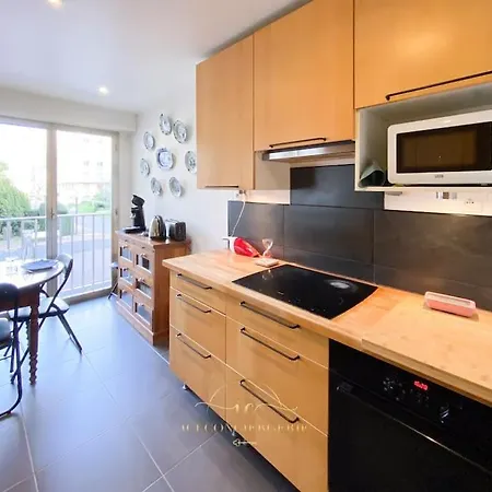 L'archimede - Parking Prive Lägenhet