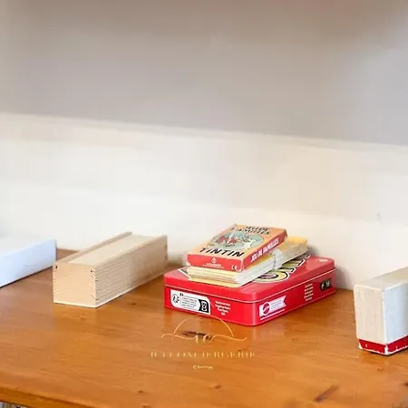 L'archimede - Parking Prive Lägenhet