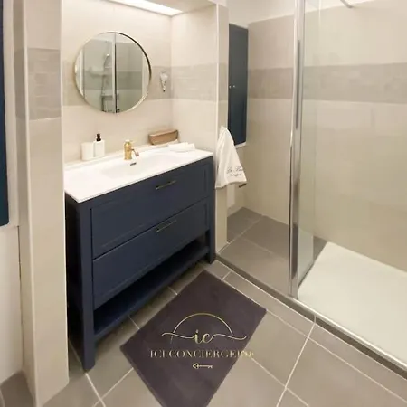 L'archimede - Parking Prive Lägenhet