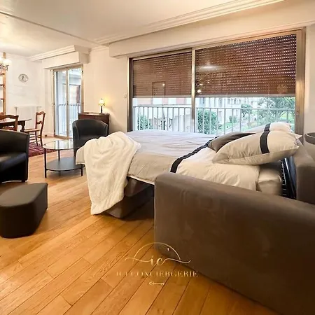 L'archimede - Parking Prive Lägenhet Versailles